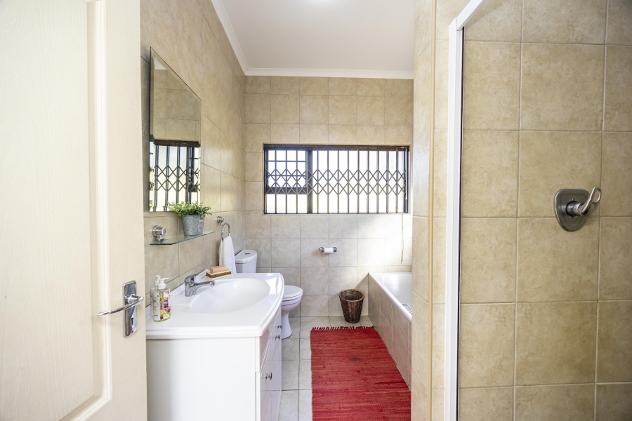 4 Bedroom Property for Sale in Cintsa East Eastern Cape